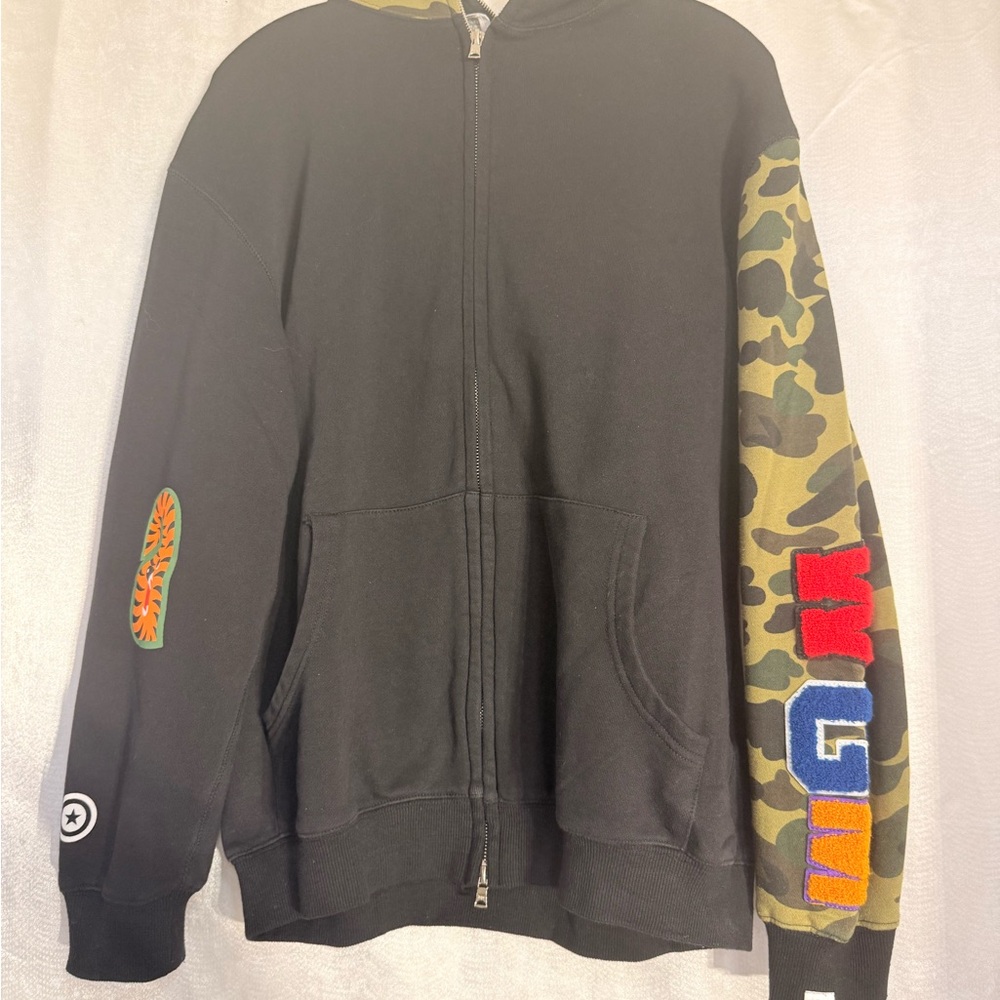 Men's Black and Camouflage Hoodie